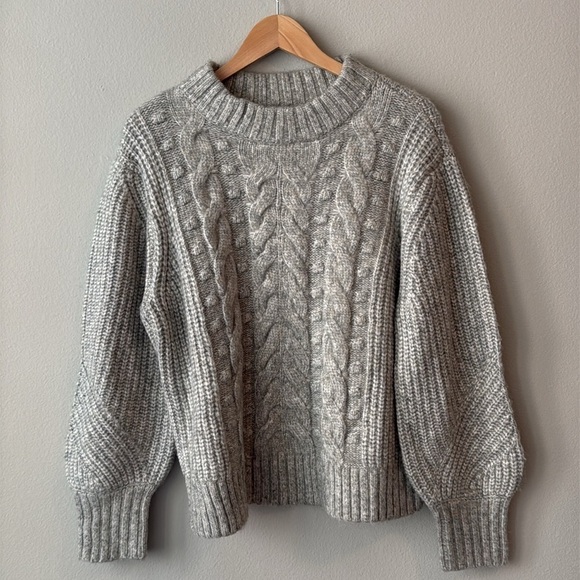 A New Day Cozy Cable Knit Pullover Crewneck Sweater in Heather Gray Size Large - Picture 1 of 8
